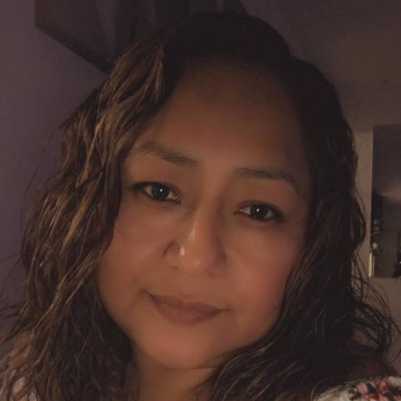 Poshmark profile picture for @bonfire